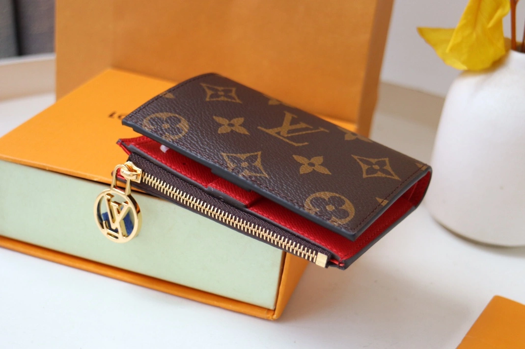 Reliable 5370 Louis Vuitton AAA Quality Card Case In Red