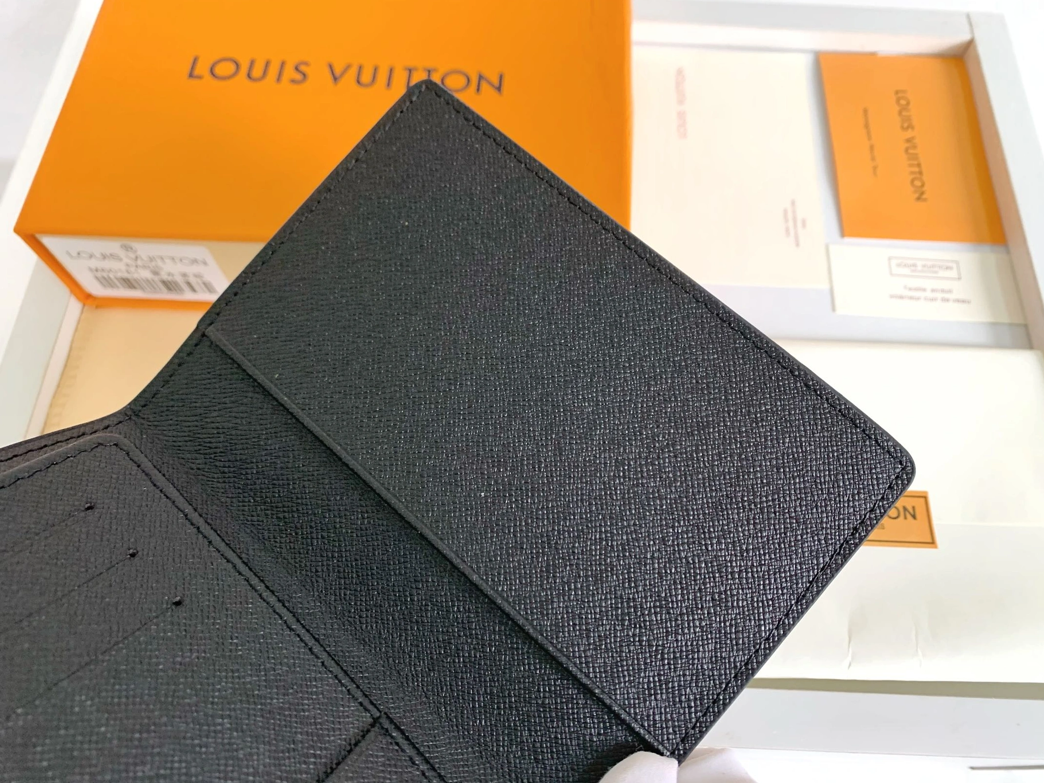 Reliable 5401 Louis Vuitton Card Case For Unisex