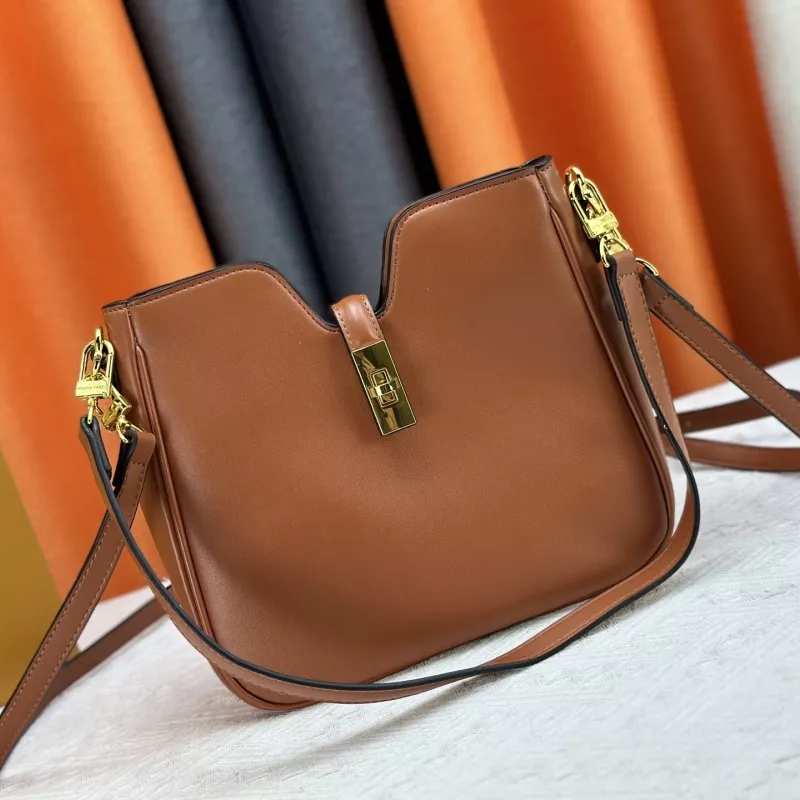 Reliable 5650 Louis Vuitton AAA Quality Messenger Bags For Women