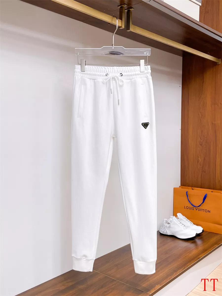 Reliable 570 Prada Tracksuits Long Sleeved For Men