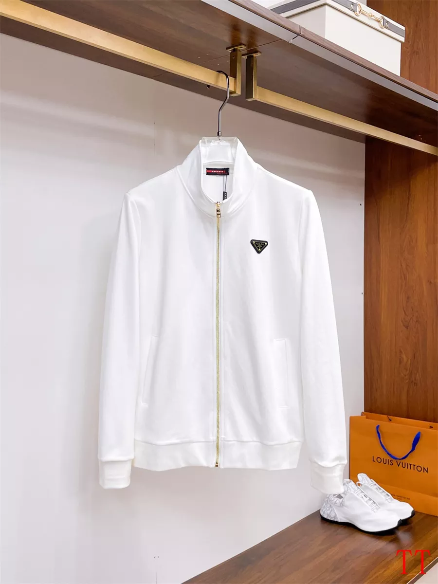 Reliable 570 Prada Tracksuits Long Sleeved For Men