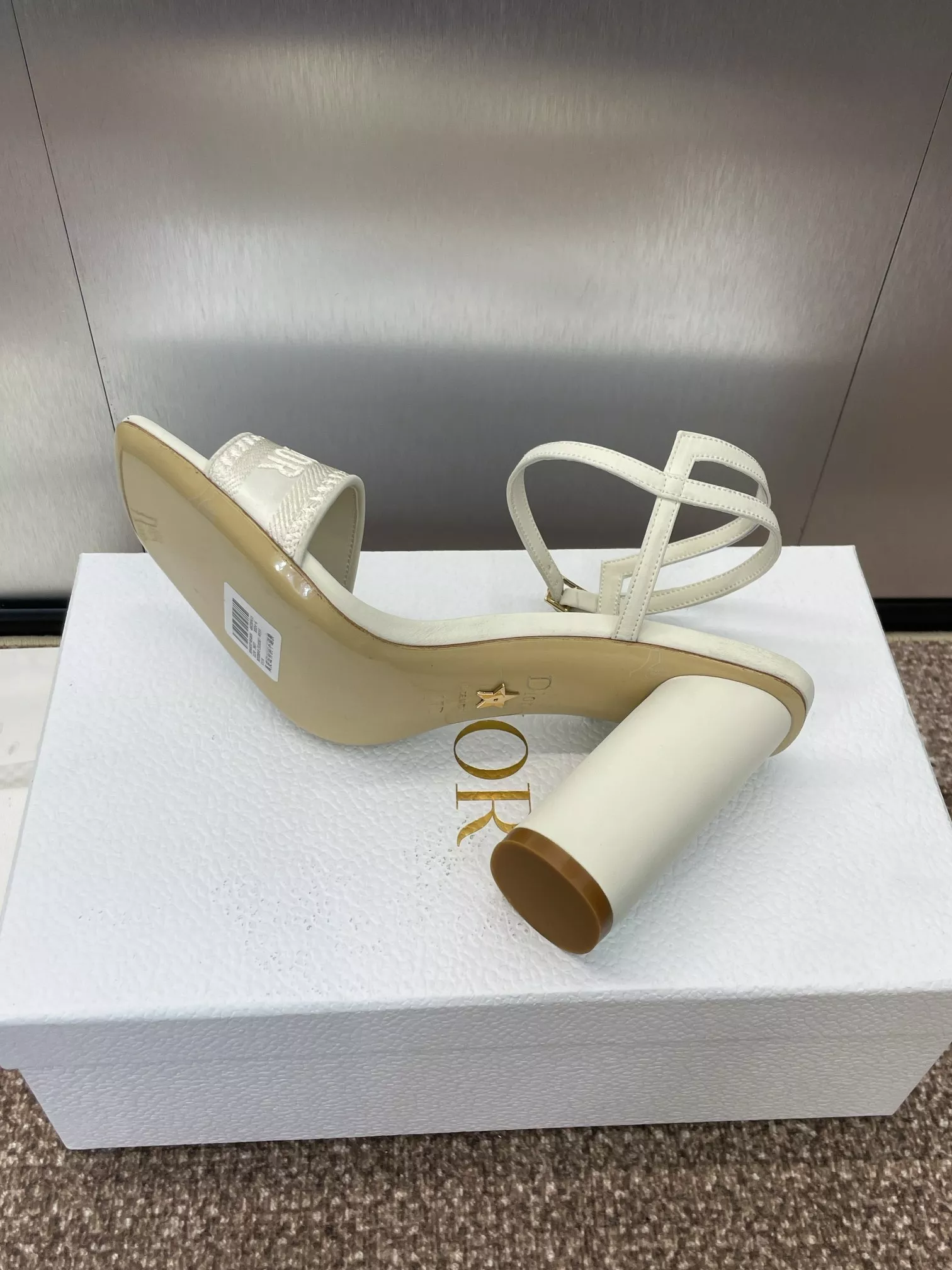 Reliable 6010 Christian Dior Sandal For Women