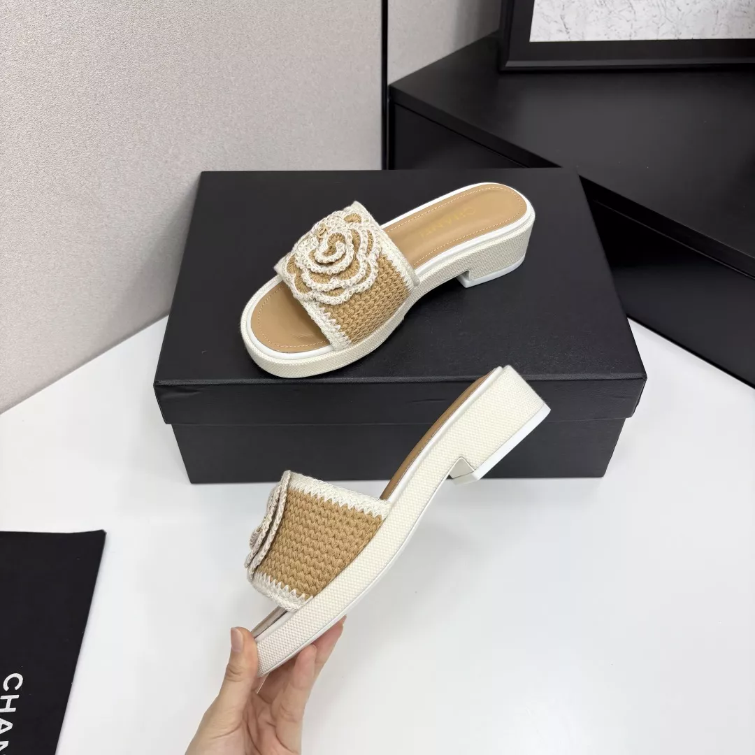 Reliable 6075 Chanel Slippers For Women