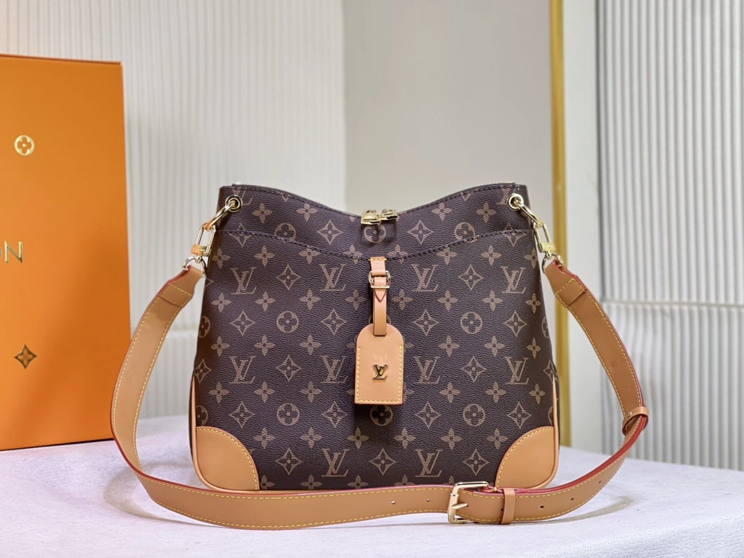Reliable 6229 Louis Vuitton AAA Quality Messenger Bags For Women