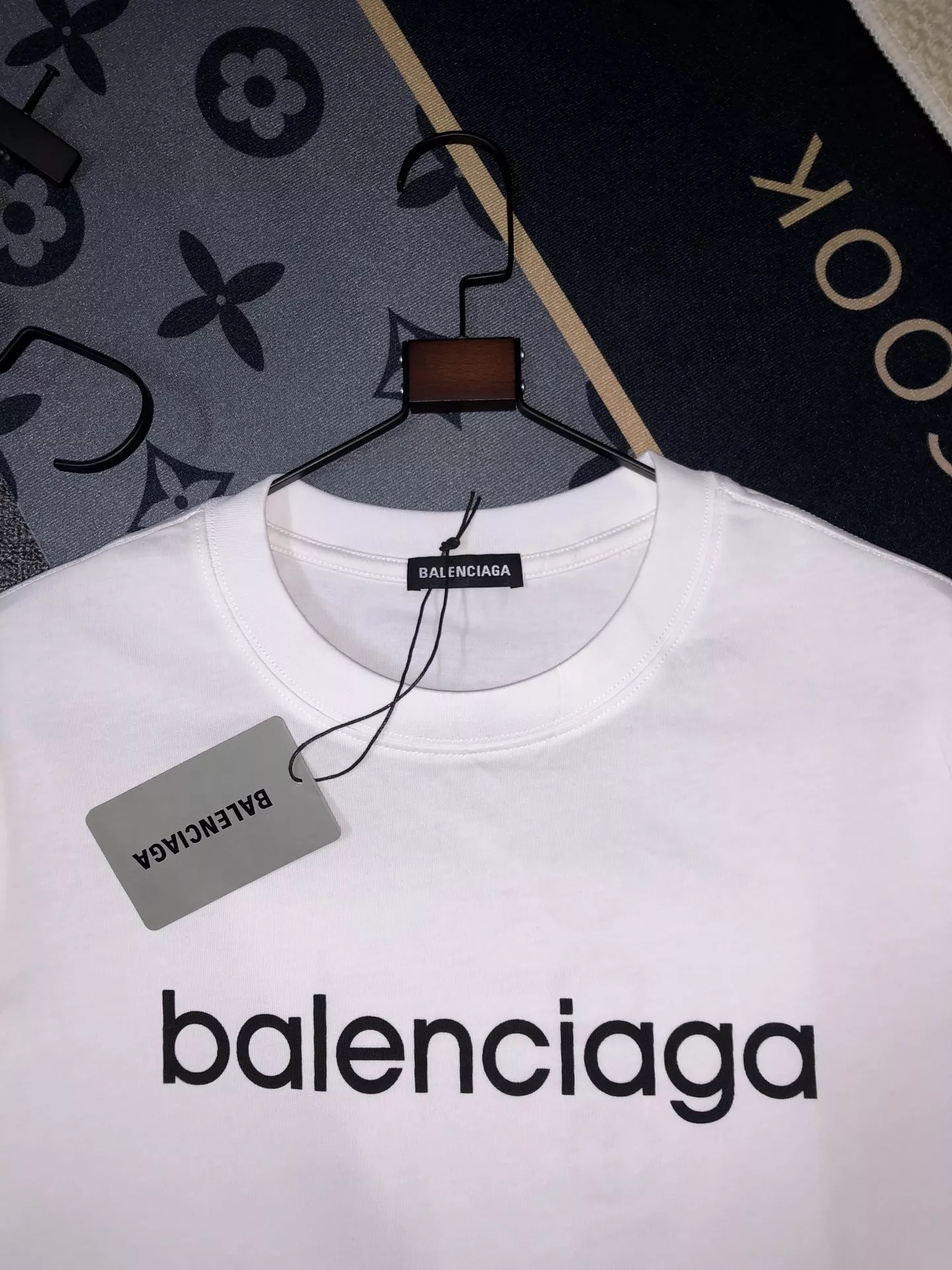 Reliable 6249 Balenciaga T-Shirts Short Sleeved For Unisex