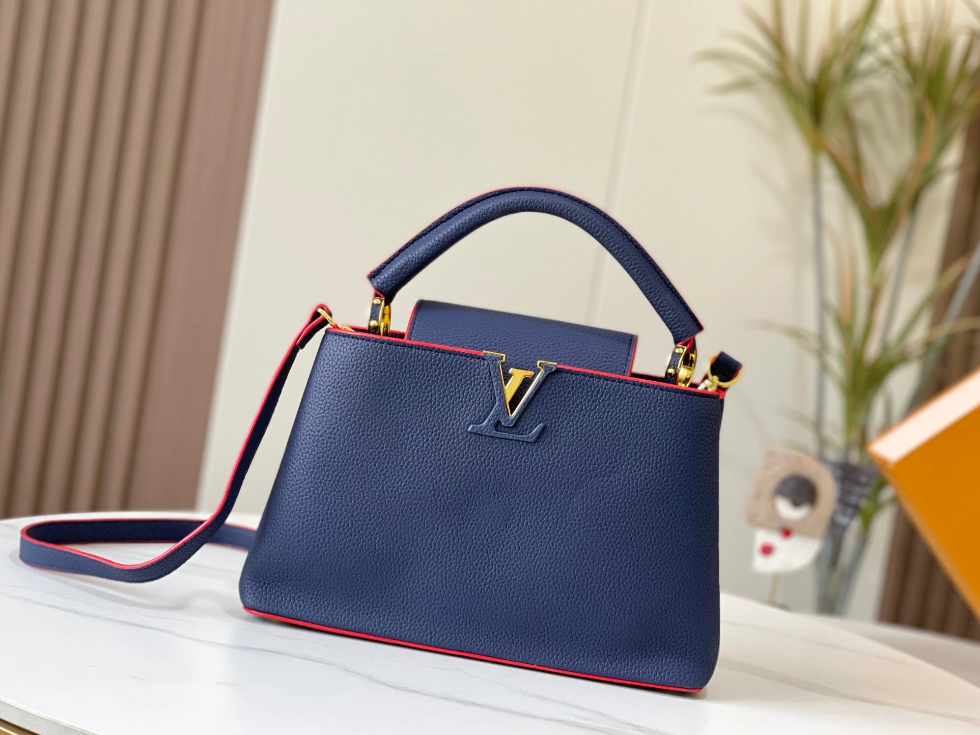 Reliable 635 Louis Vuitton AAA Quality Messenger Bags For Women