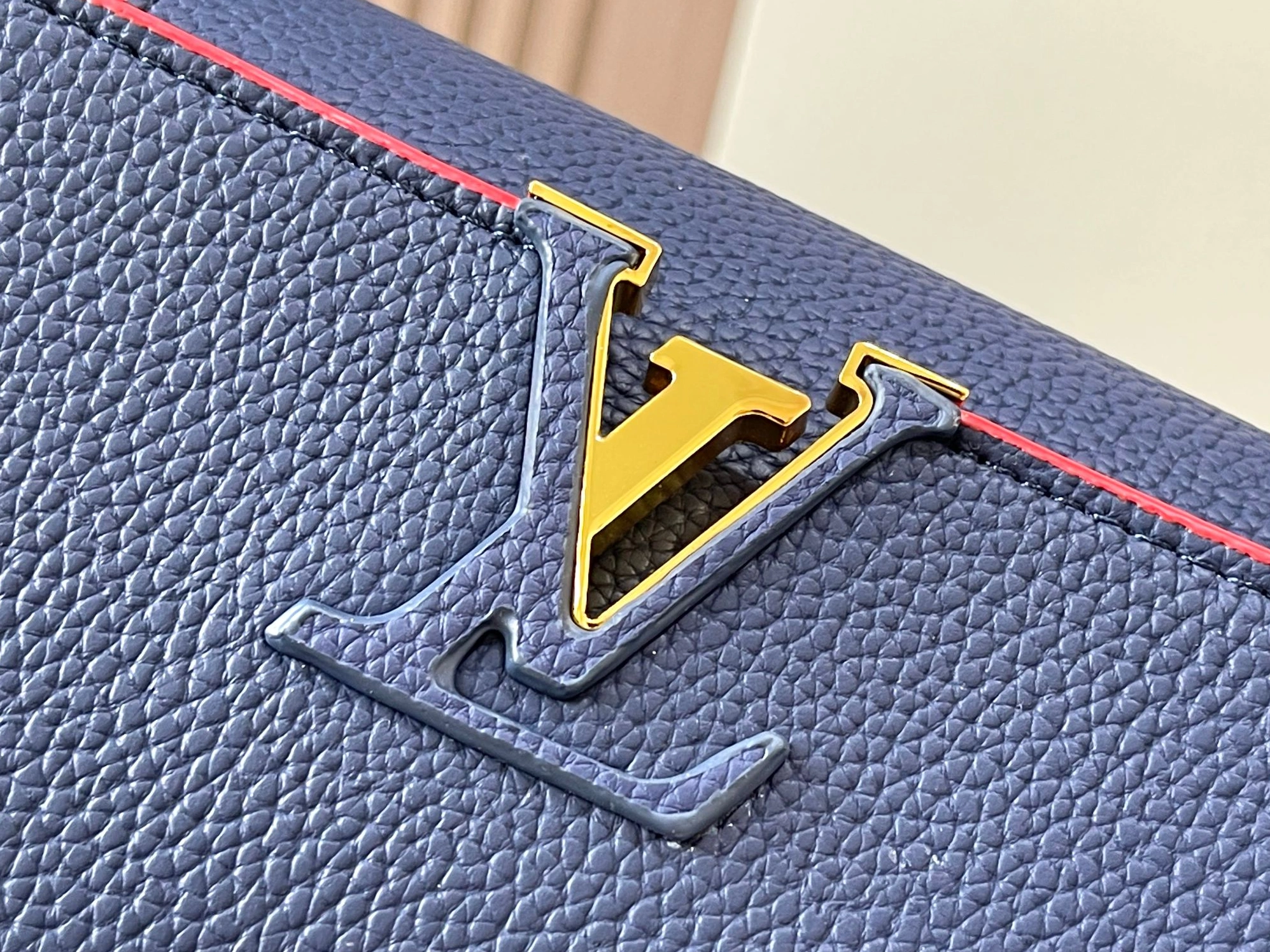 Reliable 635 Louis Vuitton AAA Quality Messenger Bags For Women