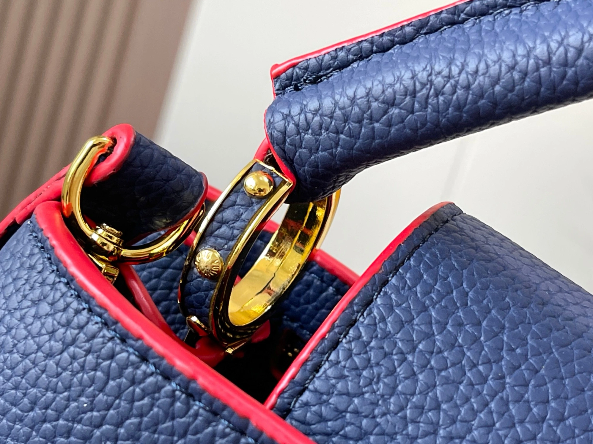 Reliable 635 Louis Vuitton AAA Quality Messenger Bags For Women