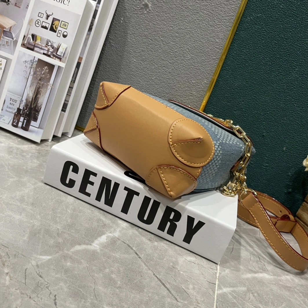 Reliable 6428 Louis Vuitton AAA Quality Messenger Bags For Women