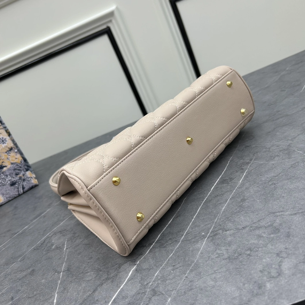 Reliable 7158 Christian Dior AAA Quality Shoulder Bags For Women