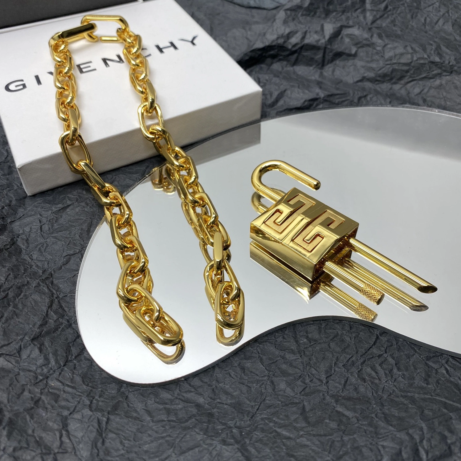 Reliable 7309 Givenchy Necklace