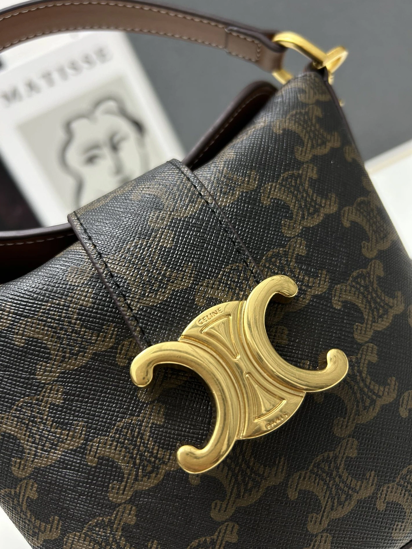 Reliable 7318 Celine AAA Quality Messenger Bags For Women
