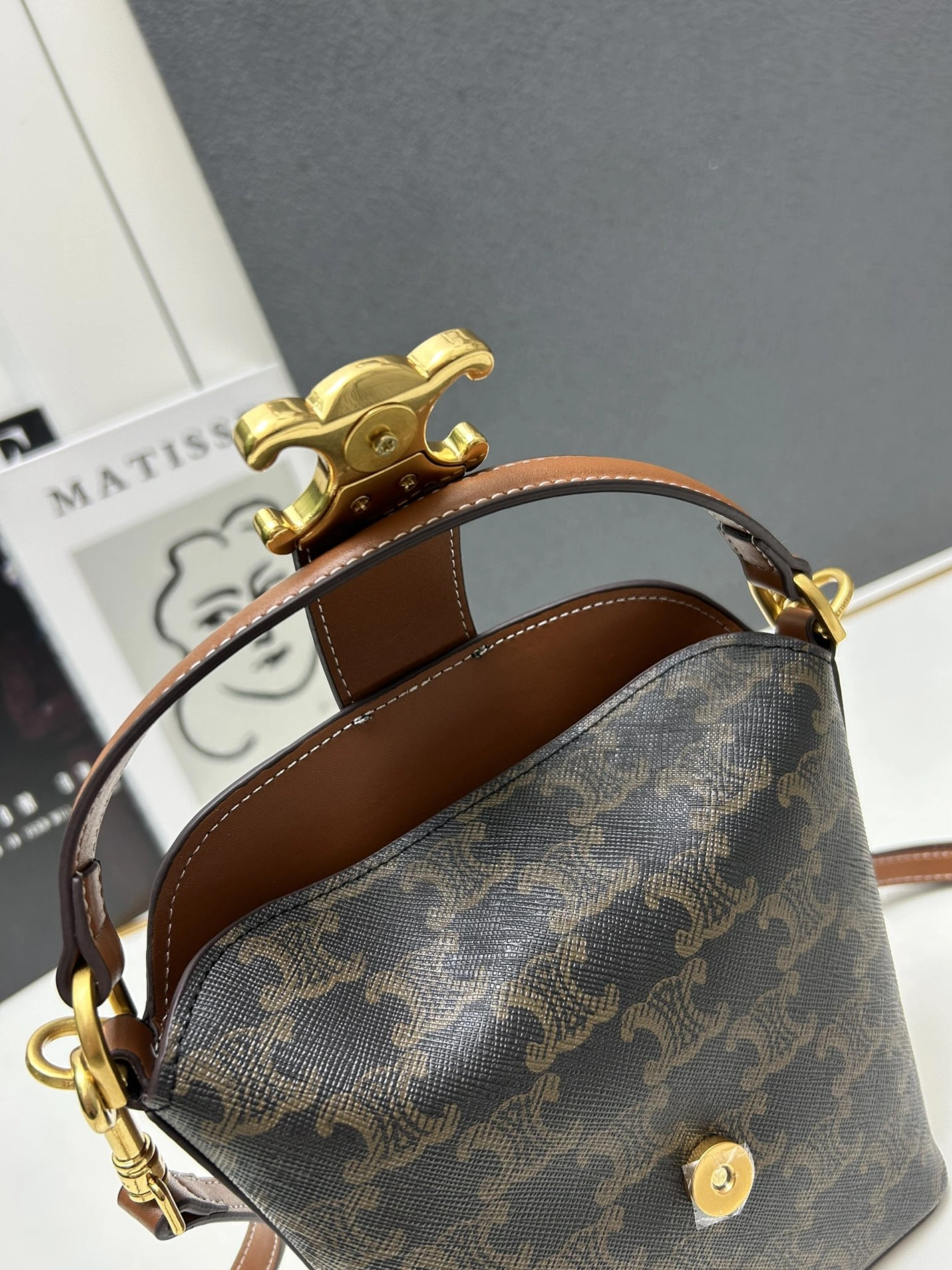 Reliable 7318 Celine AAA Quality Messenger Bags For Women
