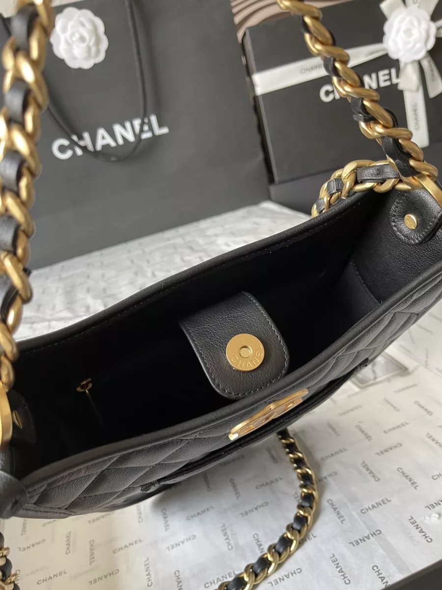 Reliable 7543 Chanel AAA Quality Messenger Bags For Women