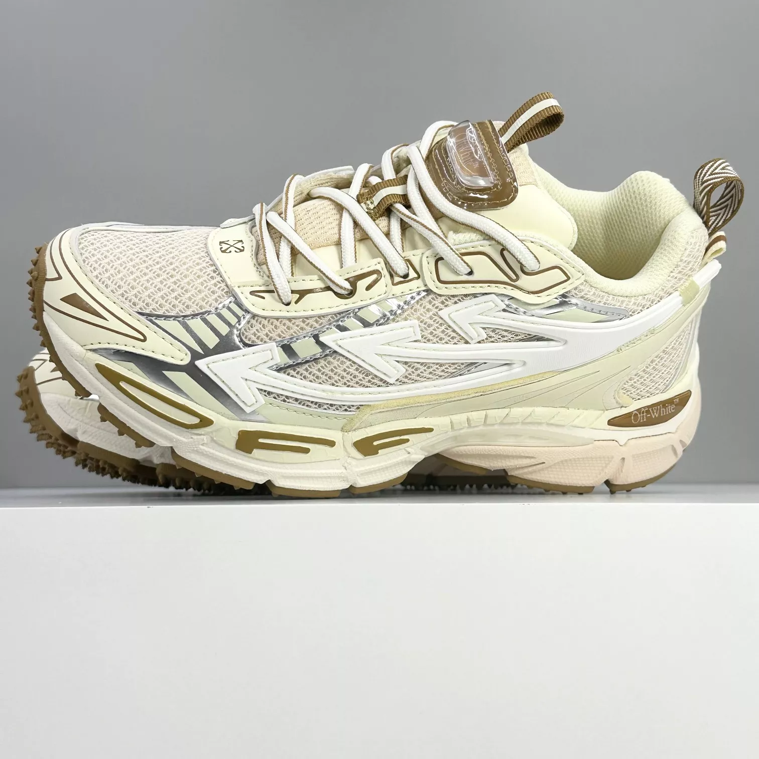 Reliable 7551 Off-White Casual Shoes For Men