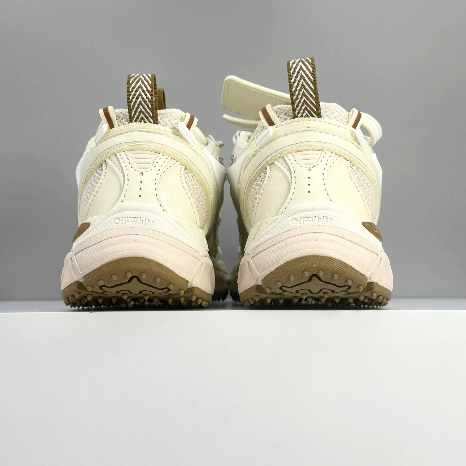 Reliable 7551 Off-White Casual Shoes For Men