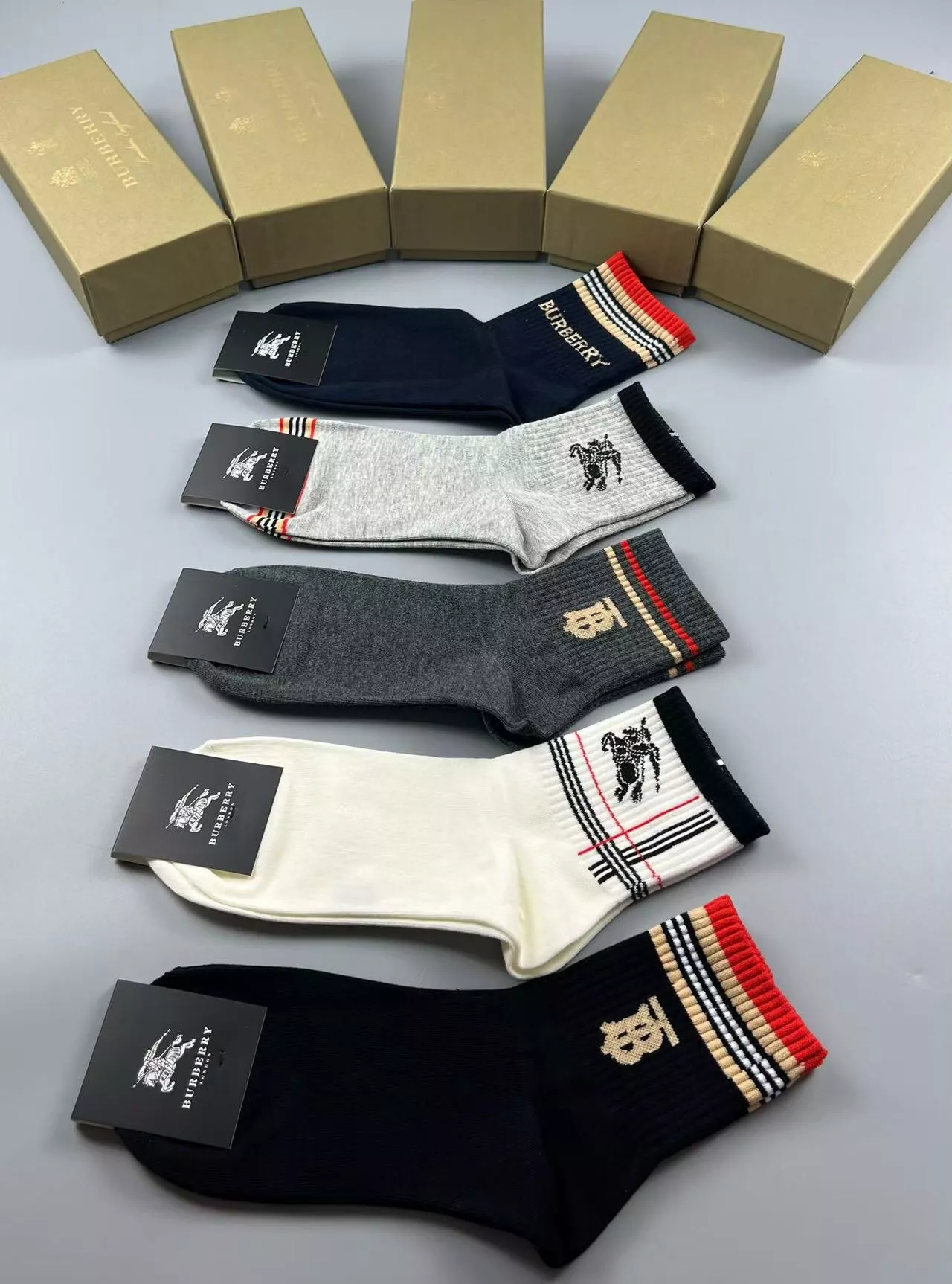 Reliable 7678 Burberry Socks