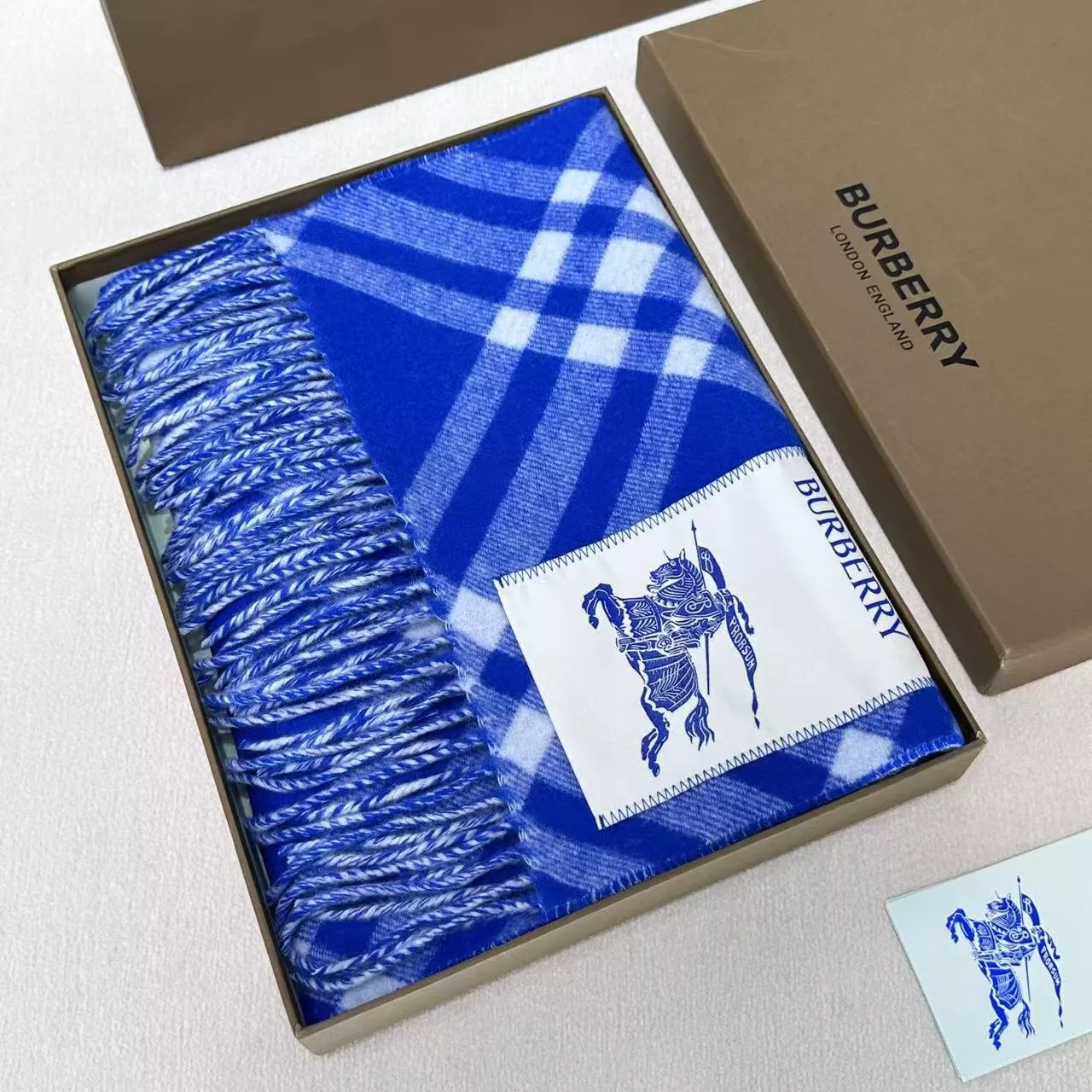 Reliable 7680 Burberry Scarf