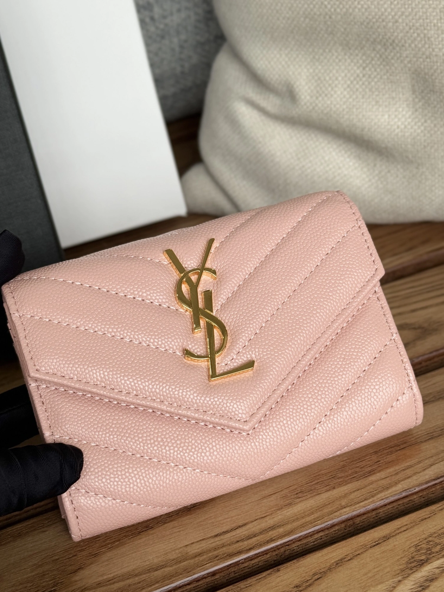 Reliable 7681 Yves Saint Laurent AAA Quality Wallets
