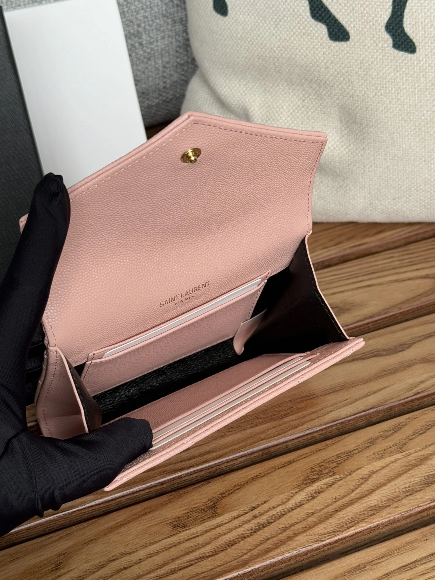 Reliable 7681 Yves Saint Laurent AAA Quality Wallets