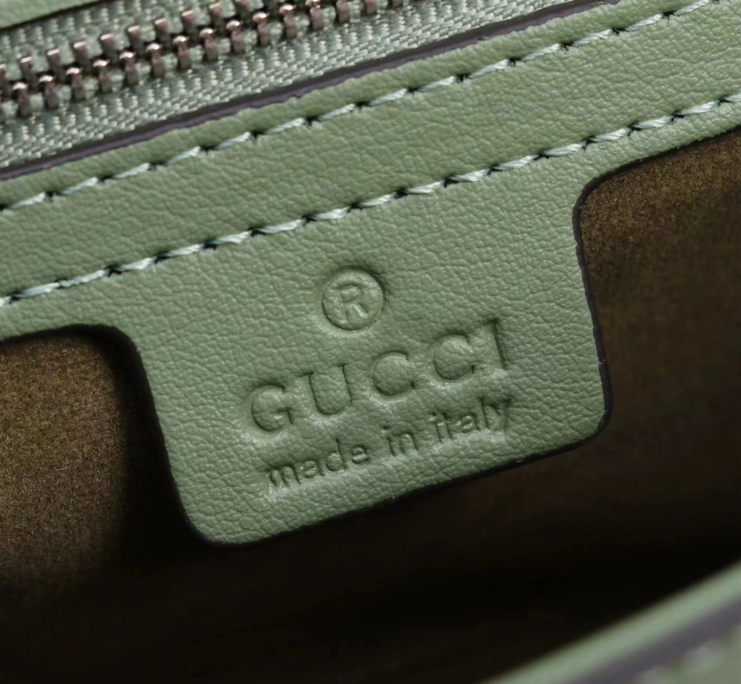 Reliable 7783 Gucci AAA Quality Messenger Bags For Women