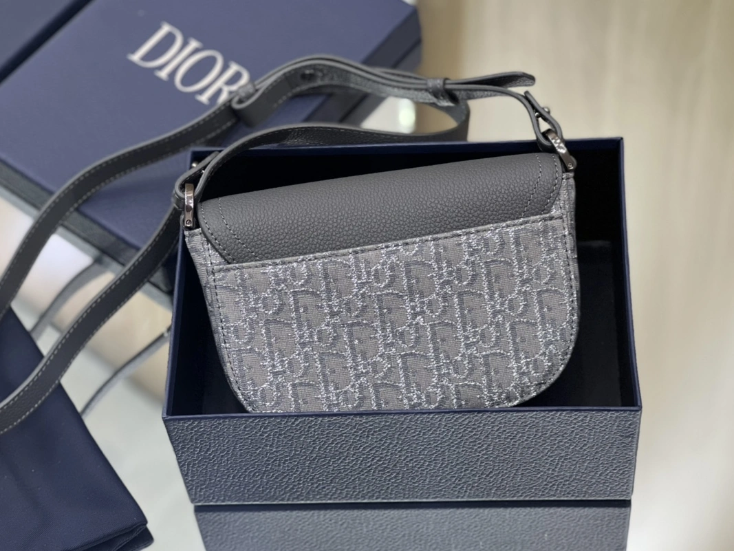 Reliable 7821 Christian Dior AAA Man Messenger Bags