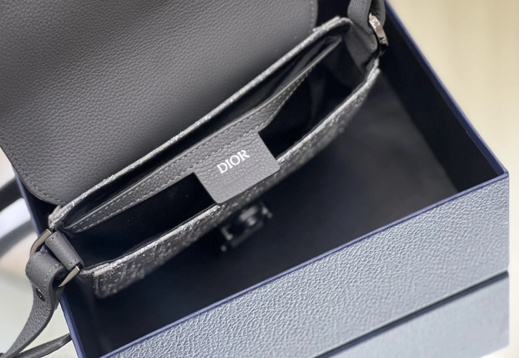 Reliable 7821 Christian Dior AAA Man Messenger Bags