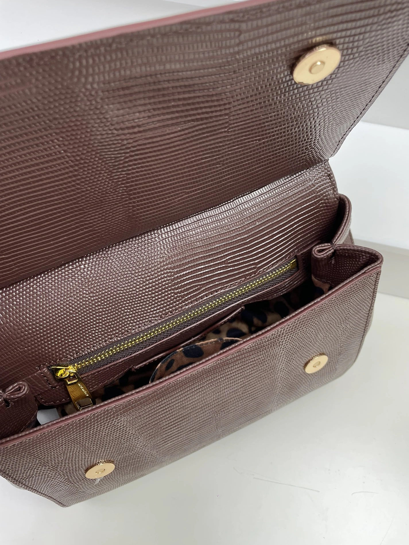 Reliable 7867 Dolce & Gabbana AAA Quality Handbags For Women