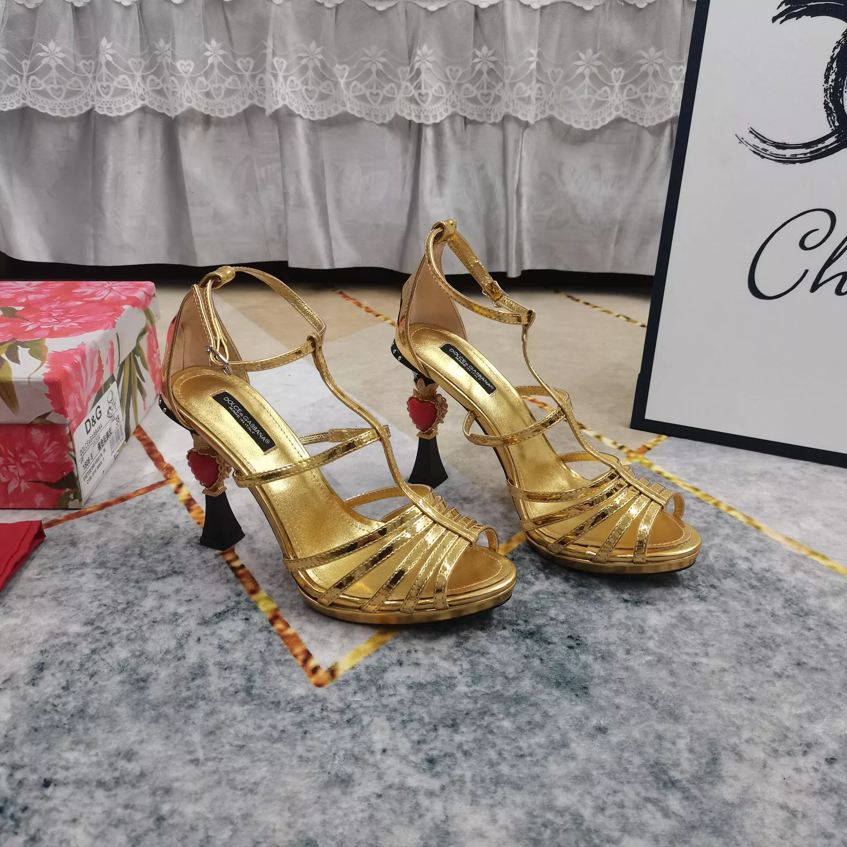 Reliable 8023 Dolce & Gabbana D&G Sandal For Women