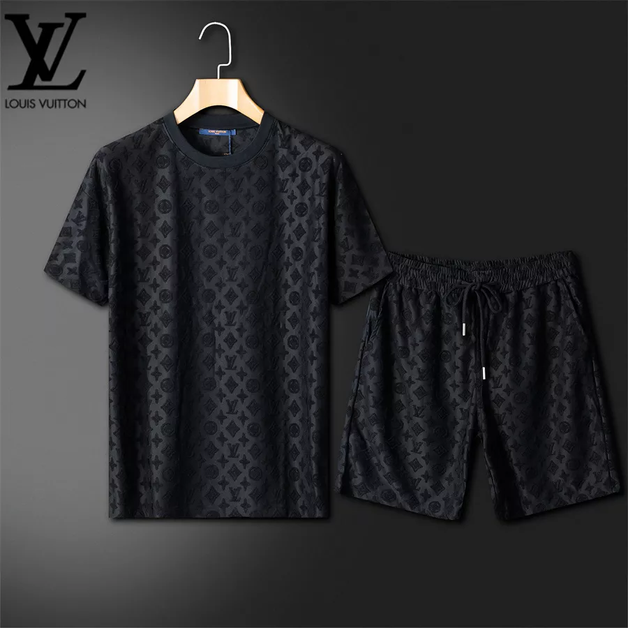 Reliable 8149 Louis Vuitton LV Tracksuits Short Sleeved For Unisex