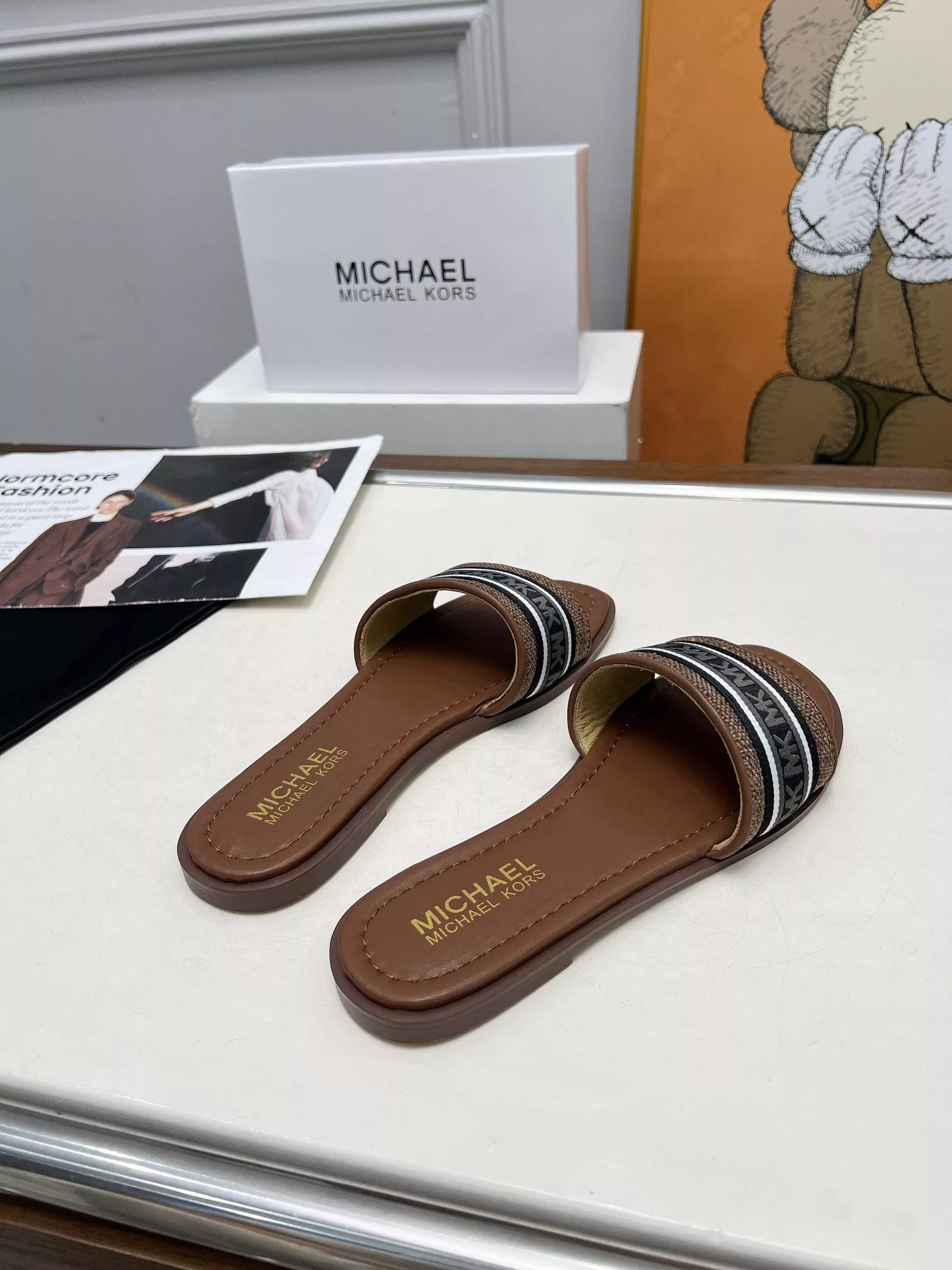 Reliable 8237 Michael Kors Slippers For Women