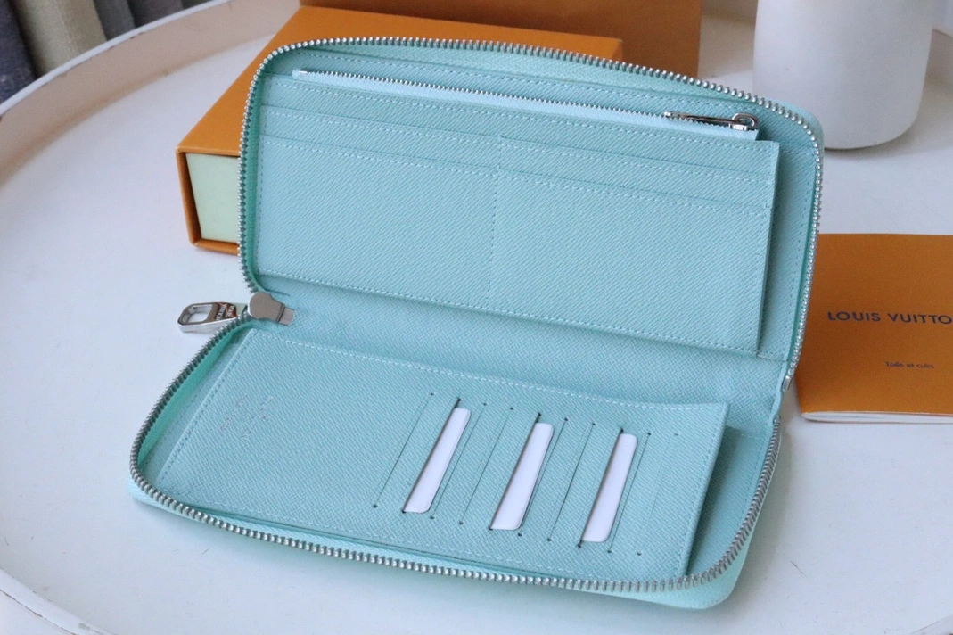 Reliable 8662 Louis Vuitton AAA Quality Card Case