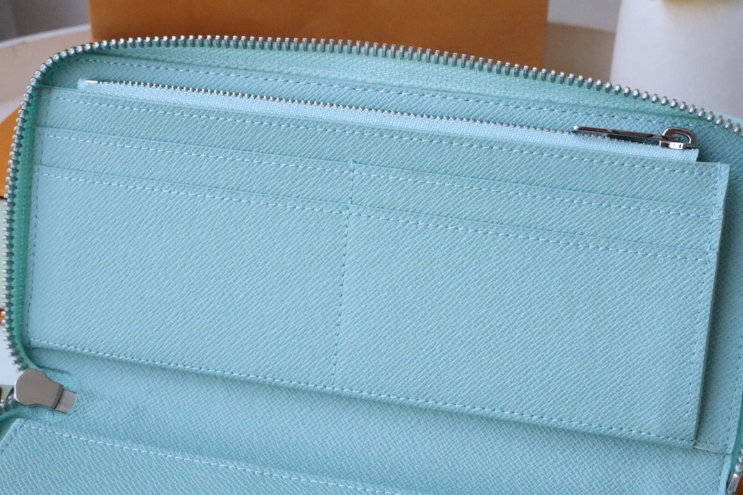 Reliable 8662 Louis Vuitton AAA Quality Card Case