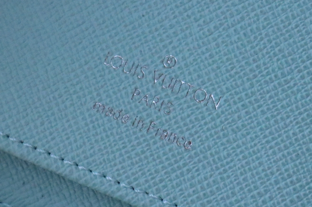 Reliable 8662 Louis Vuitton AAA Quality Card Case