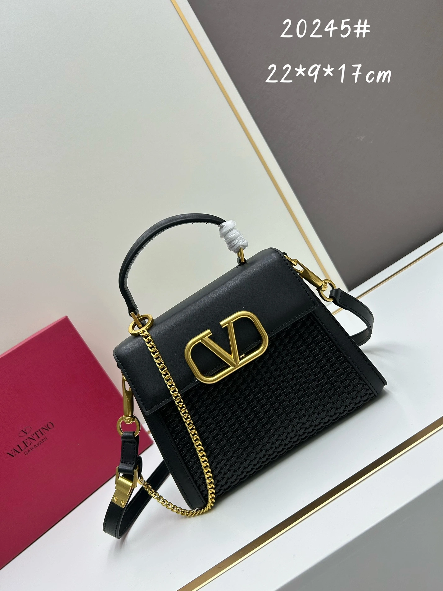 Reliable 8767 Valentino AAA Quality Handbags For Women