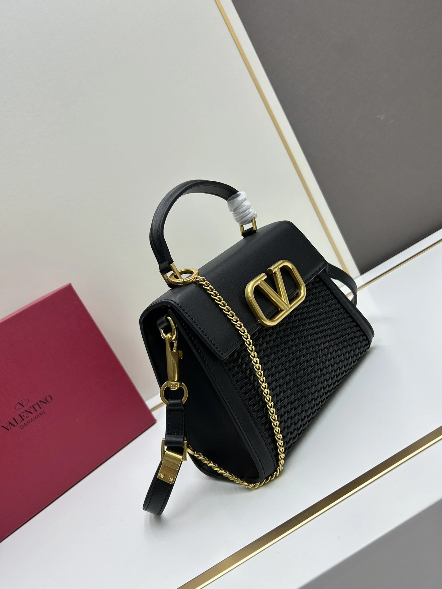 Reliable 8767 Valentino AAA Quality Handbags For Women