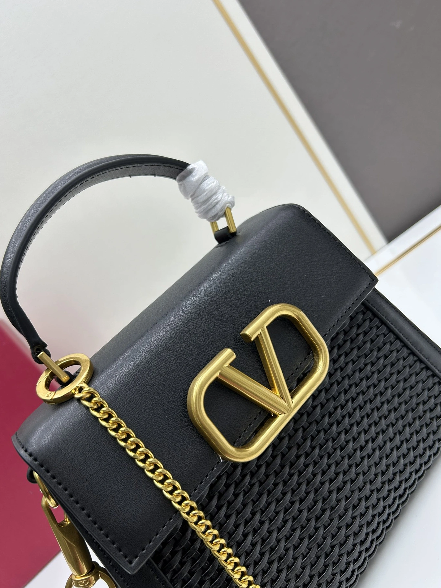 Reliable 8767 Valentino AAA Quality Handbags For Women