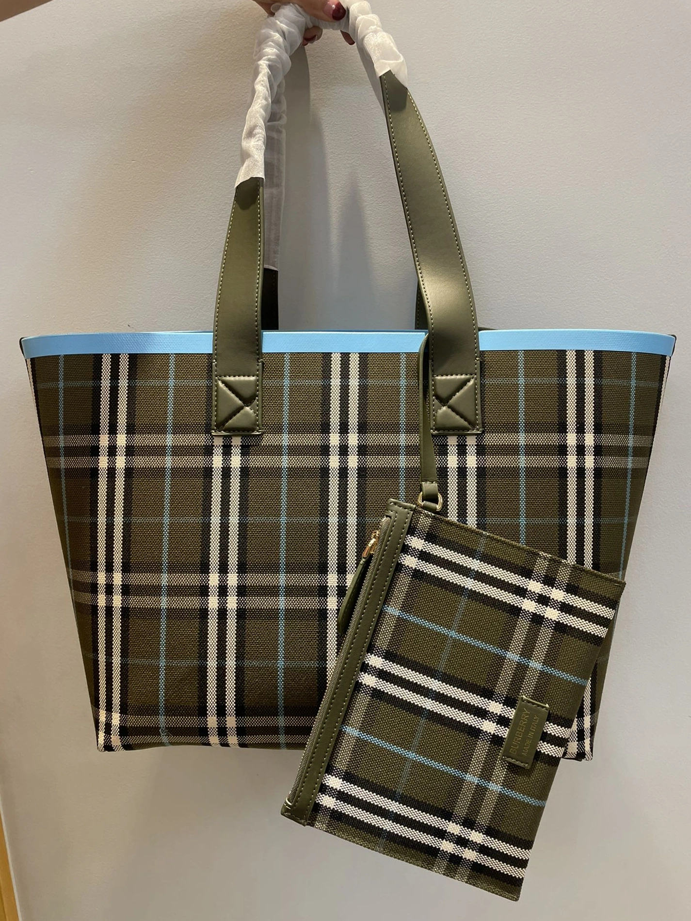 Reliable 8777 Burberry AAA Quality Shoulder Bags For Women