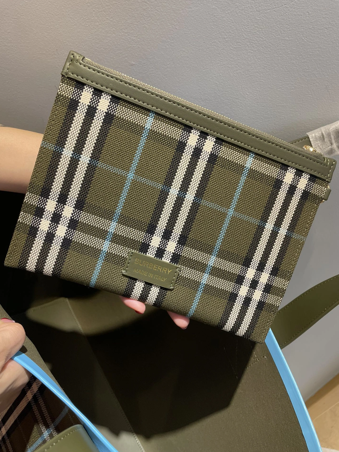 Reliable 8777 Burberry AAA Quality Shoulder Bags For Women