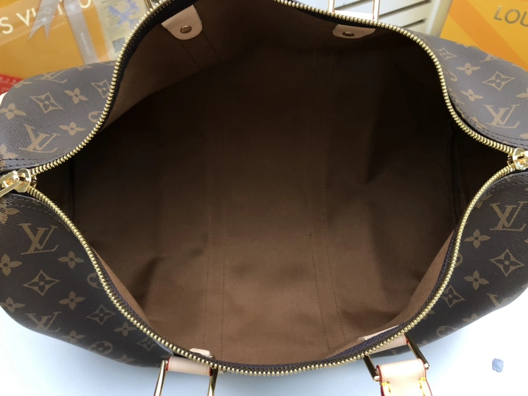 Reliable 8824 Louis Vuitton Travel Bags