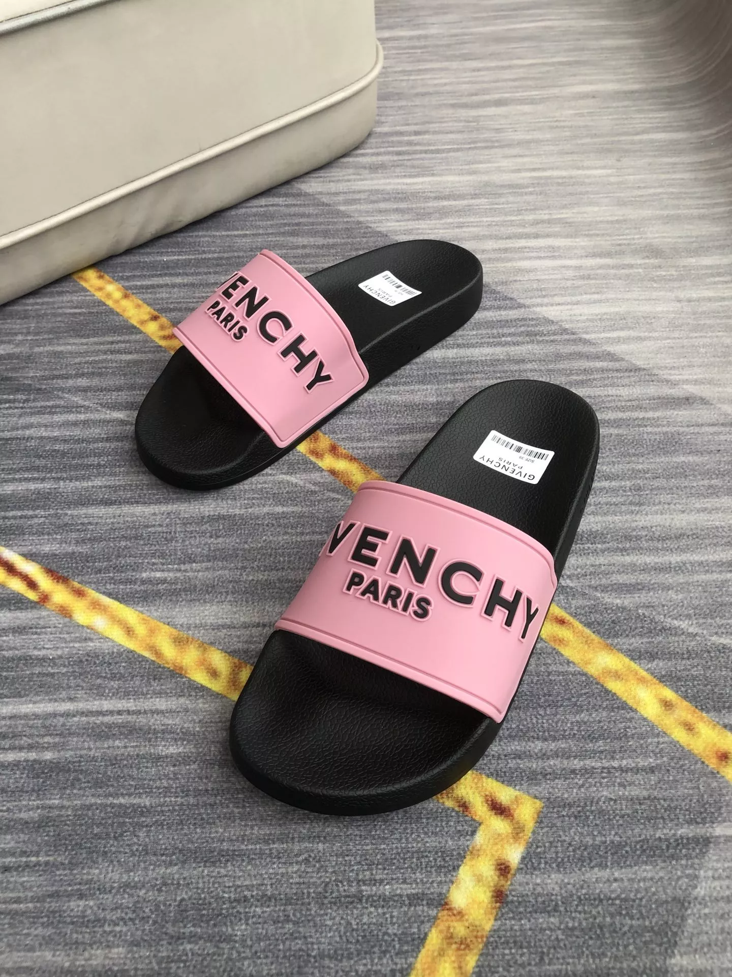 Reliable 896 Givenchy Slippers For Women