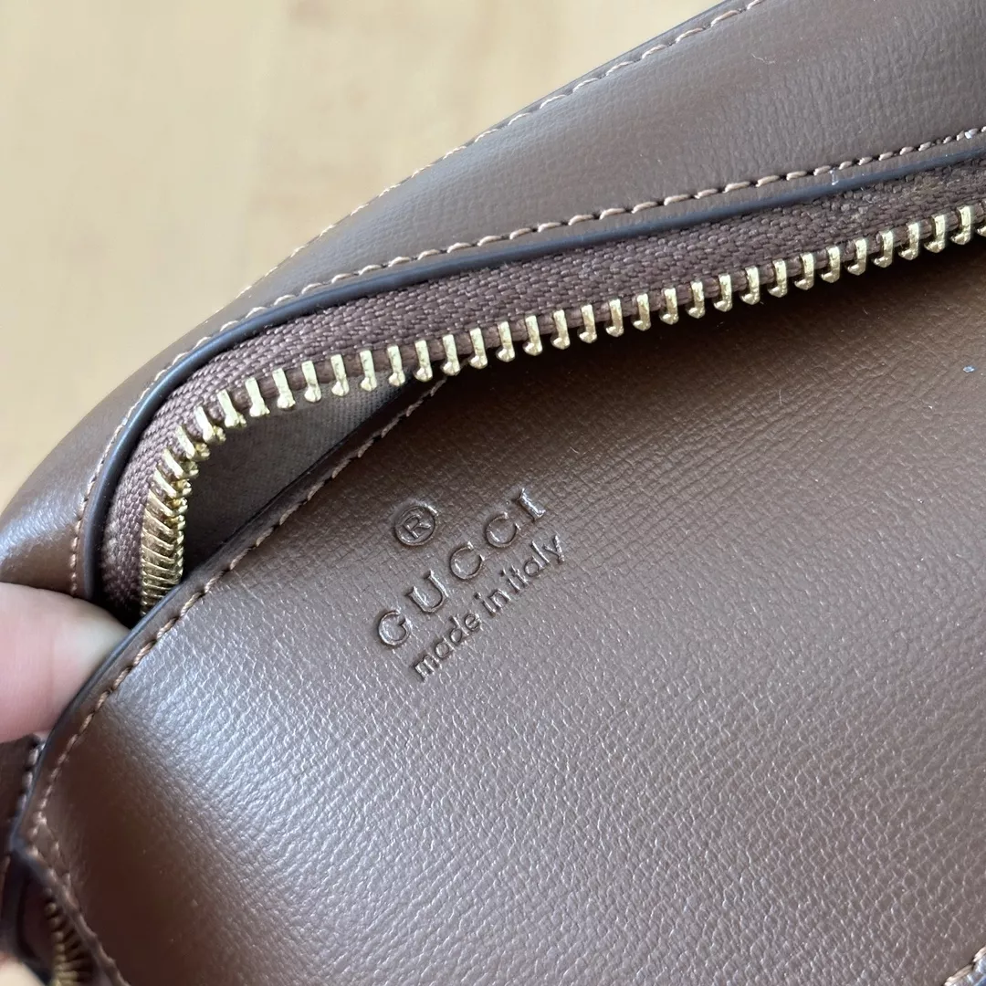 Reliable 9012 Gucci AAA Quality Messenger Bags For Women