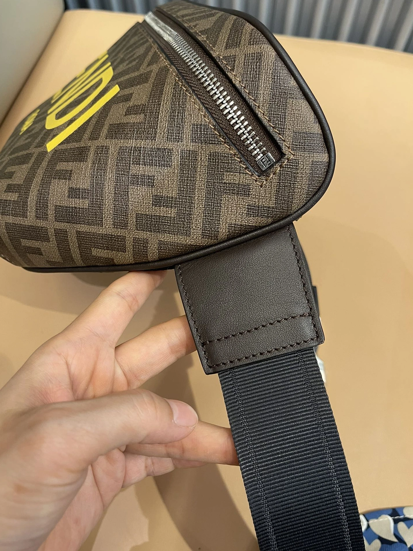 Reliable 9073 Fendi AAA Quality Belt Bags