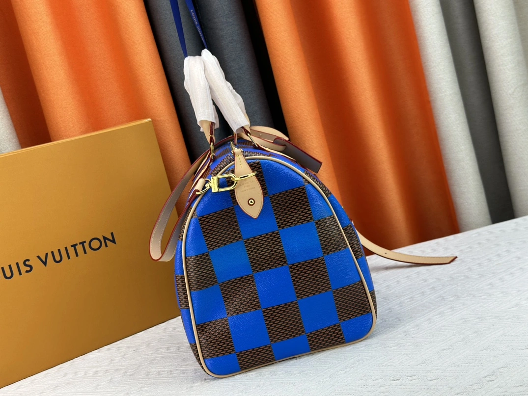 Reliable 9152 Louis Vuitton Travel Bags For Women