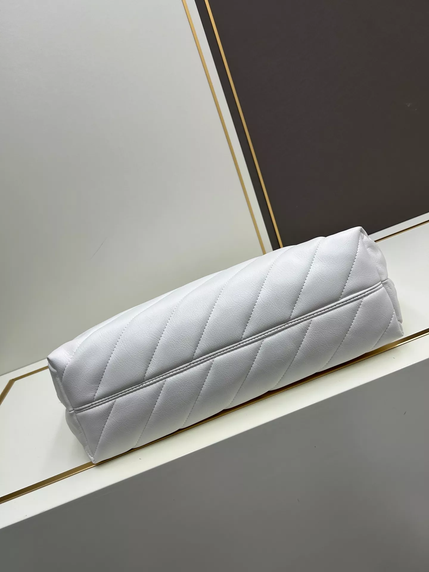 Reliable 9258 Balenciaga AAA Quality Shoulder Bags For Women
