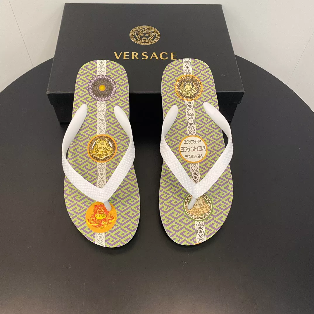 Reliable 9285 Versace Slippers For Women