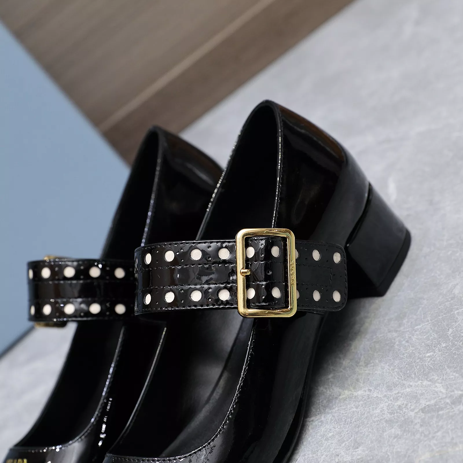 Reliable 9354 Prada High-heeled Shoes For Women