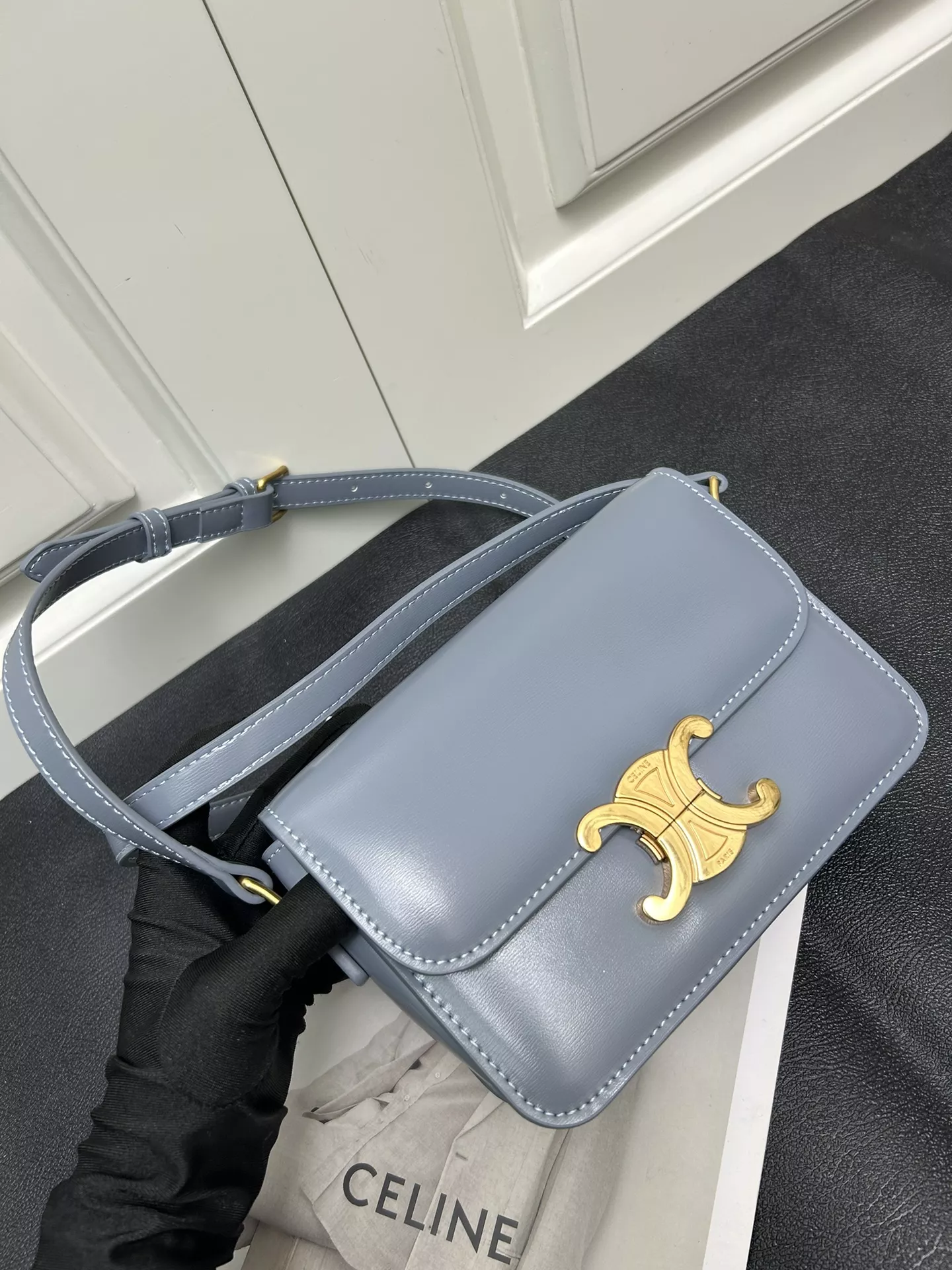 Reliable 9451 Celine AAA Quality Messenger Bags For Women