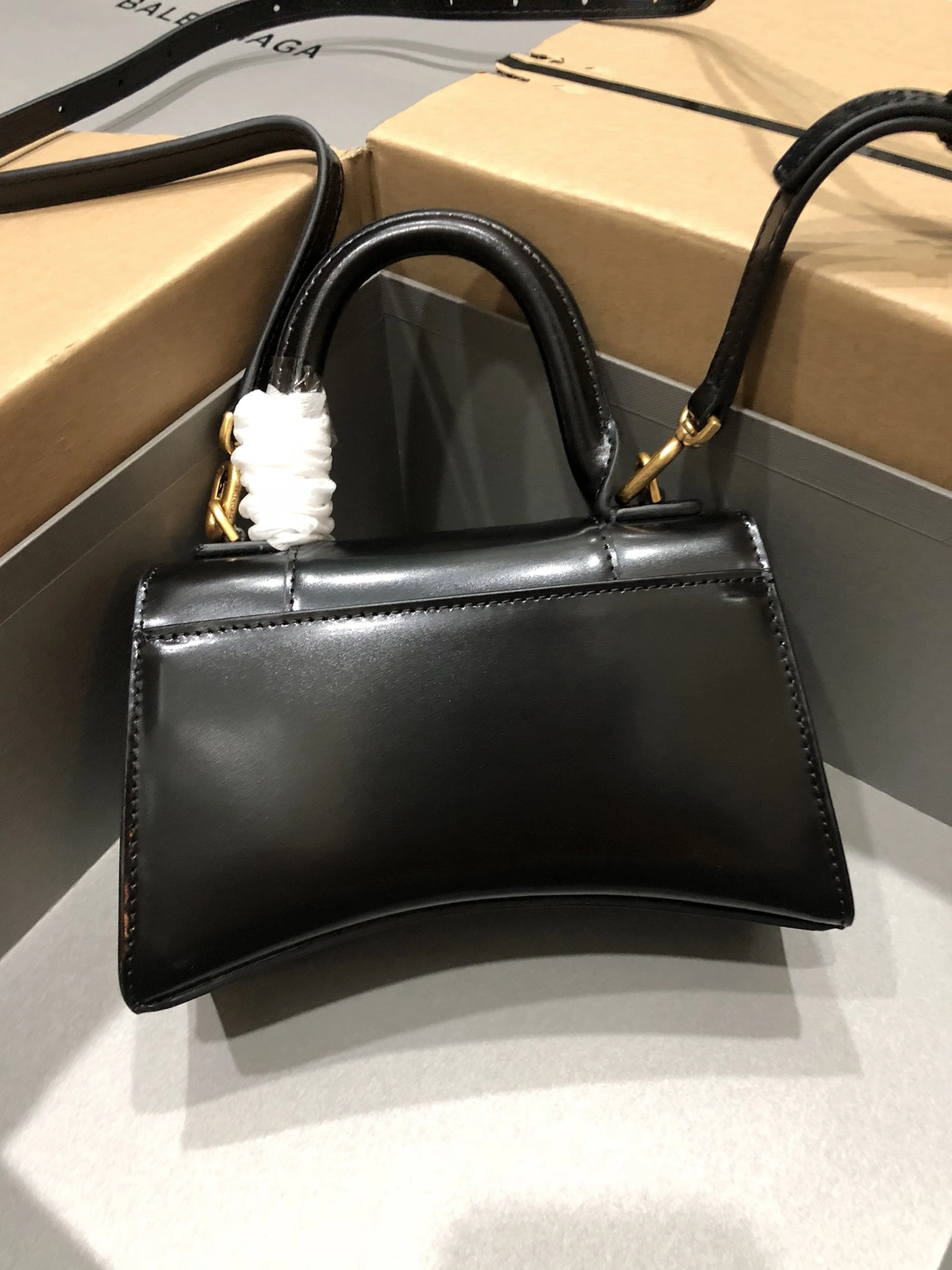 Reliable 9549 Balenciaga AAA Quality Handbags For Women