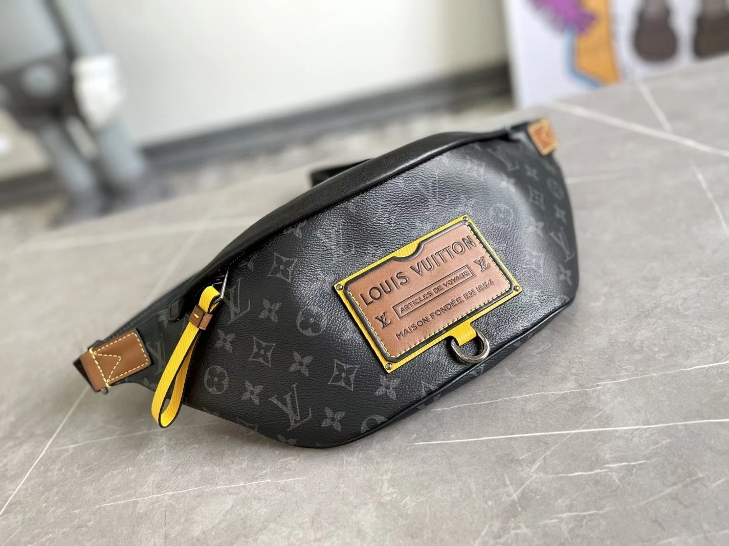 Reliable 9584 Louis Vuitton LV AAA Quality Belt Bags